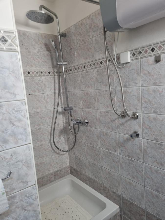 Apartma Lumas โคเปร์ ภายนอก รูปภาพ