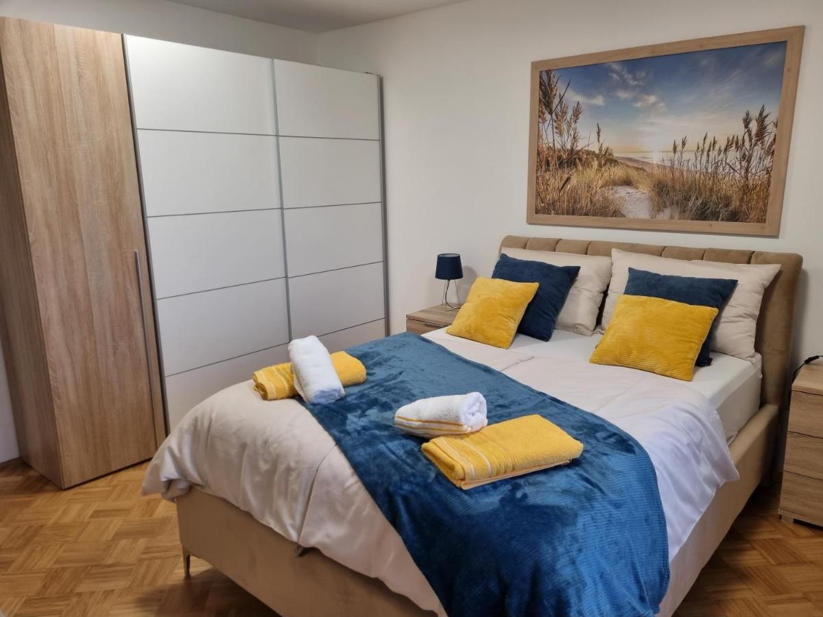 Apartma Lumas โคเปร์ ภายนอก รูปภาพ