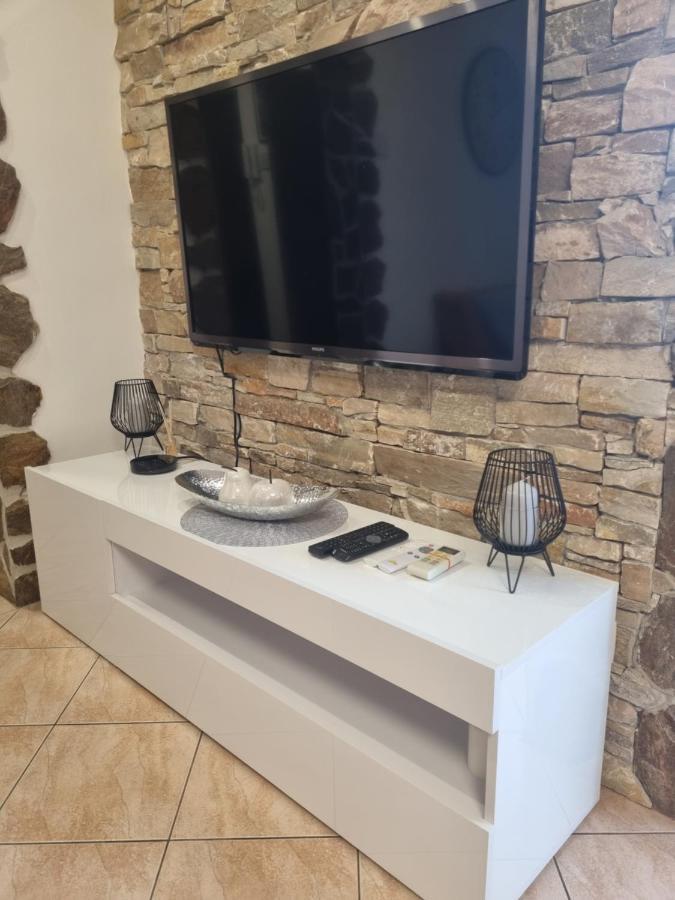 Apartma Lumas โคเปร์ ภายนอก รูปภาพ
